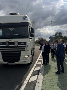 Primul camion pe Centura Barladului